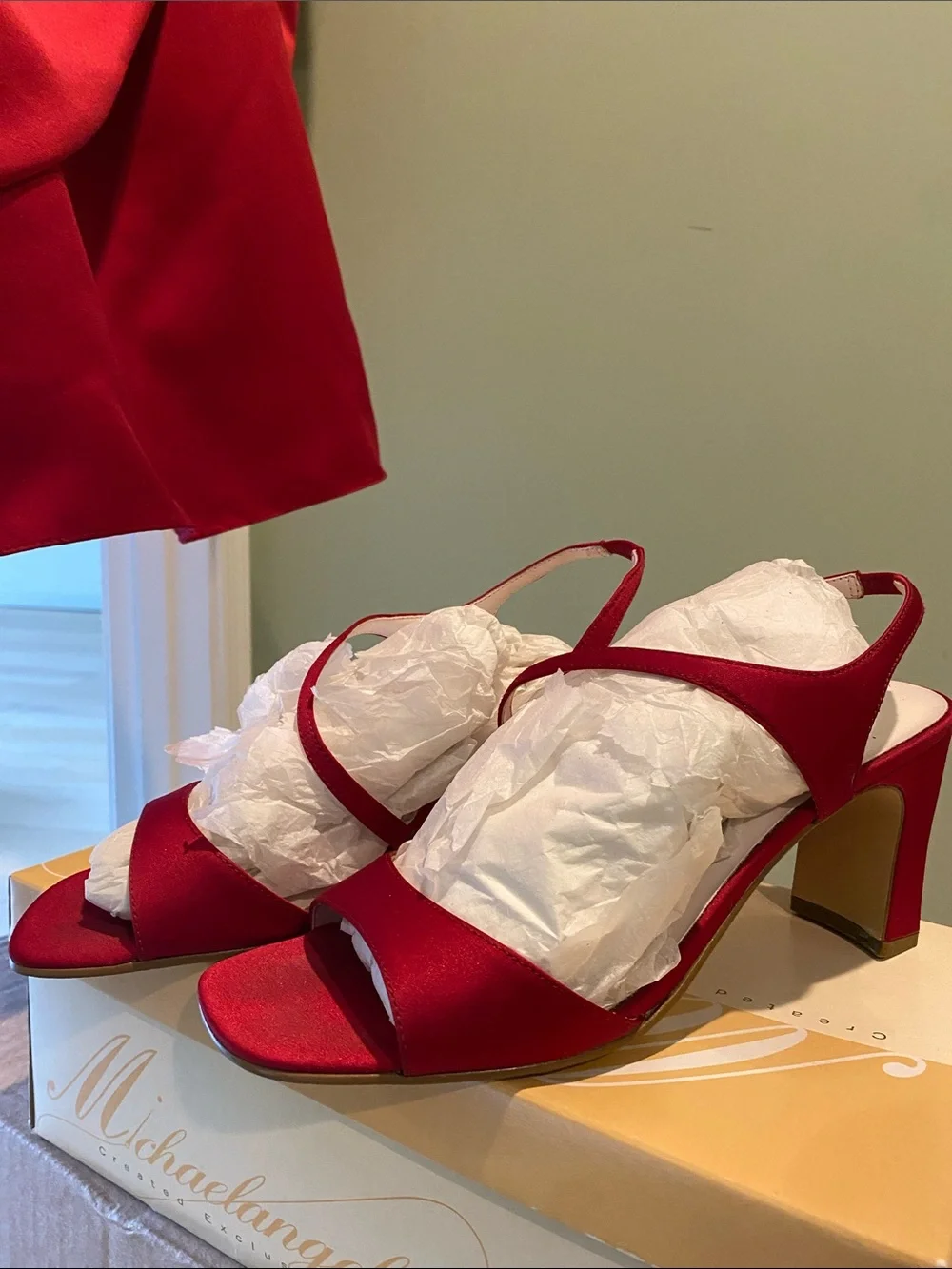 Michaelangelo Apple Red David’s Bridal Satin Slingback Heels - Size 8